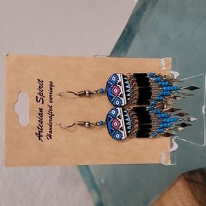 Artesian Spirit earrings NWOT
